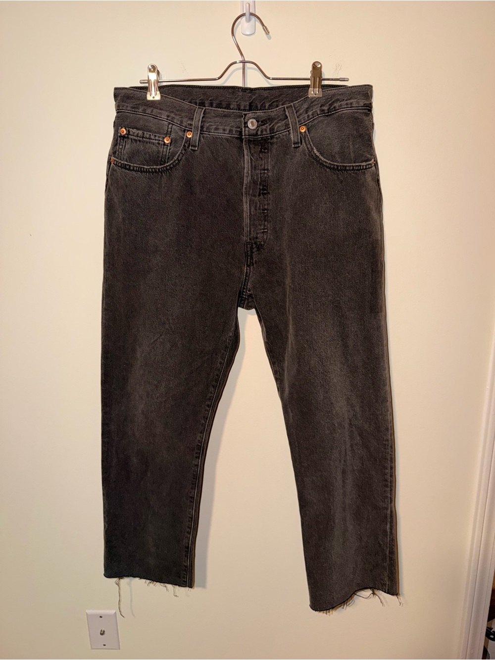 Levi's Black Relaxed Fit Men's Jeans